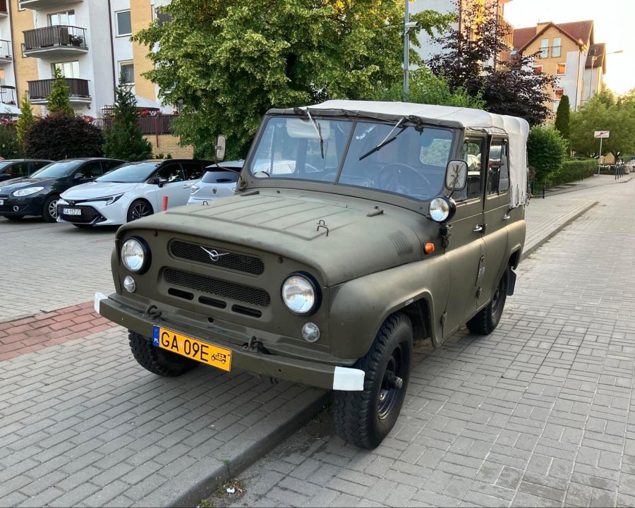 UAZ 469B - zdjecie 1